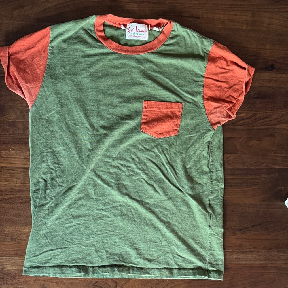 Vintage Levi's Green and Orange Short Sleeve Tee
